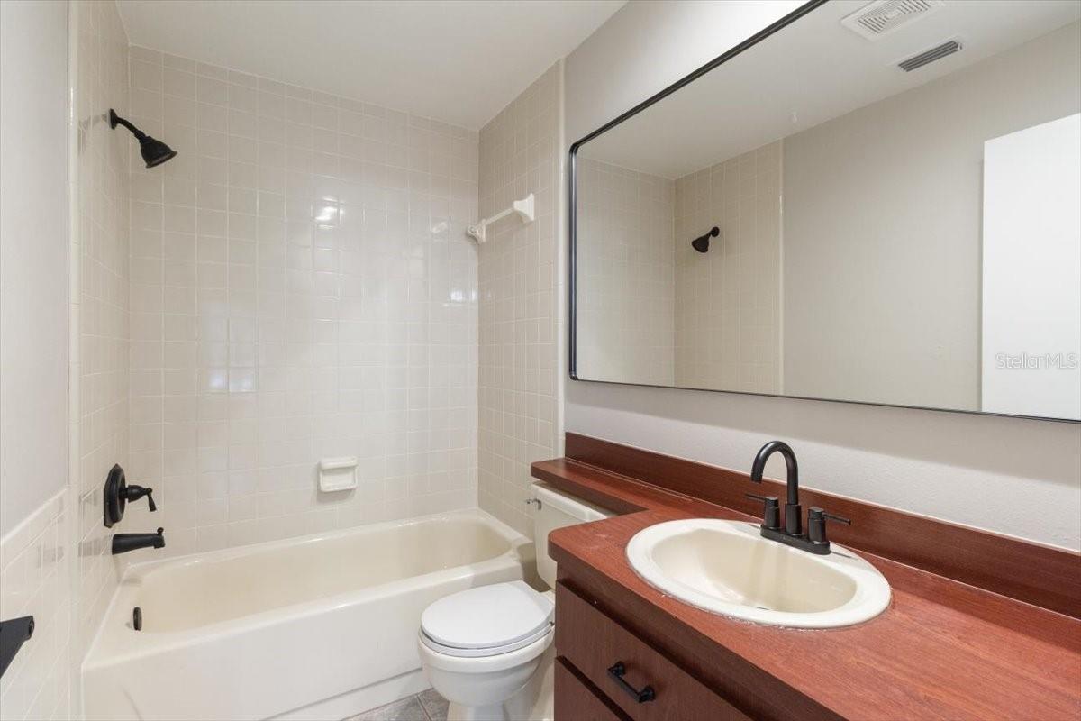 CARROLLWOOD MEADOWS UNIT XI - Residential