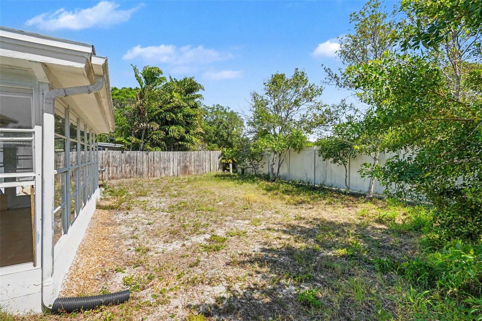 BEACON SQUARE - Residential