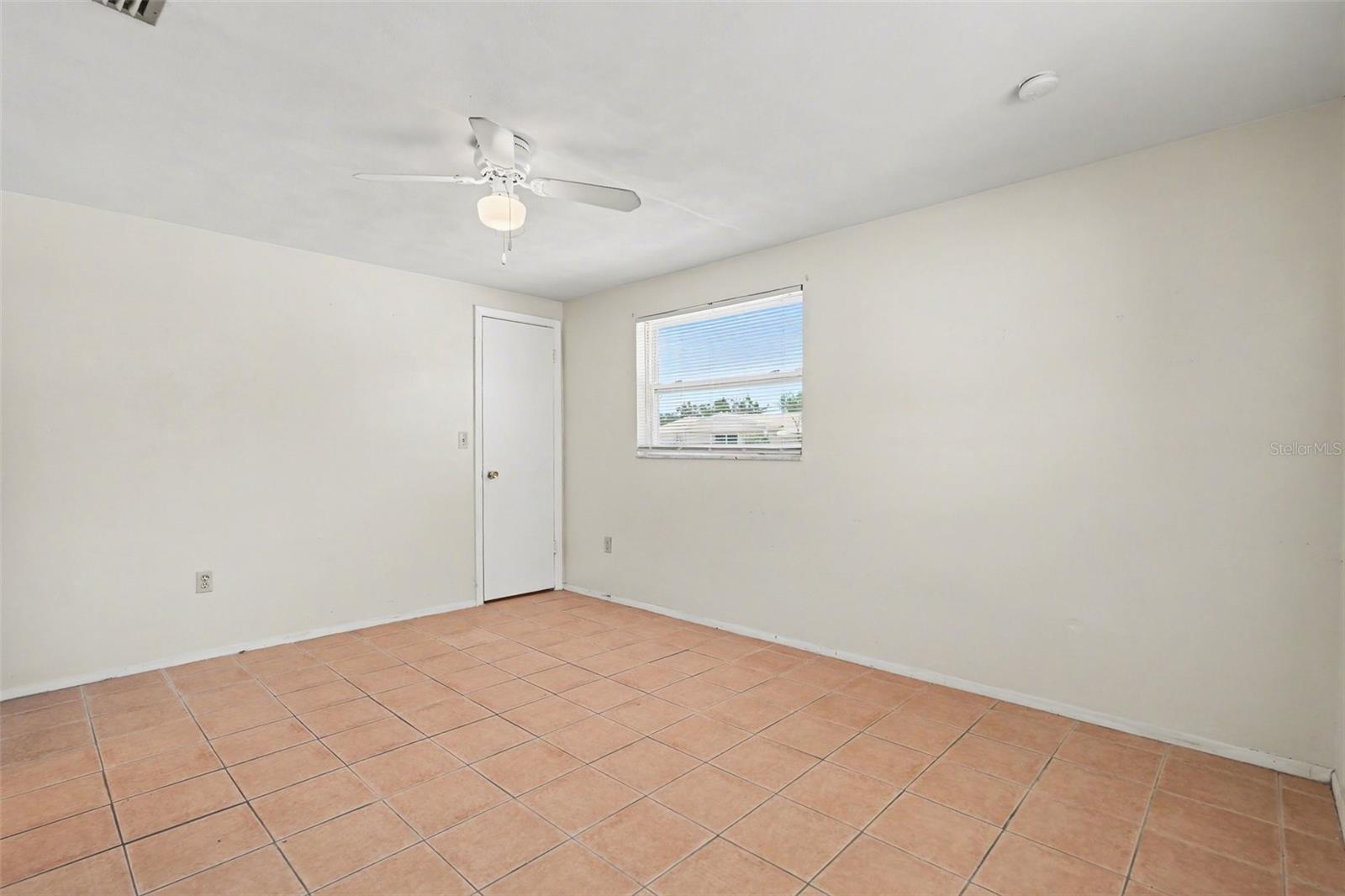 BEACON SQUARE - Residential