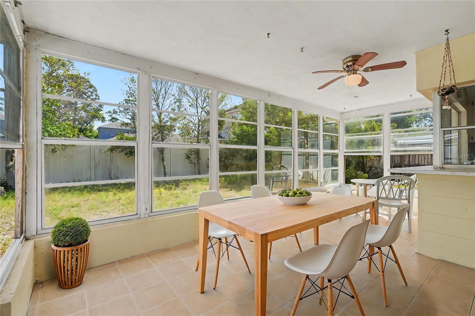 BEACON SQUARE - Residential