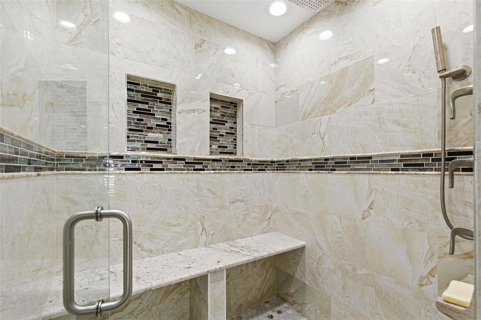 TWELVE OAKS - Residential