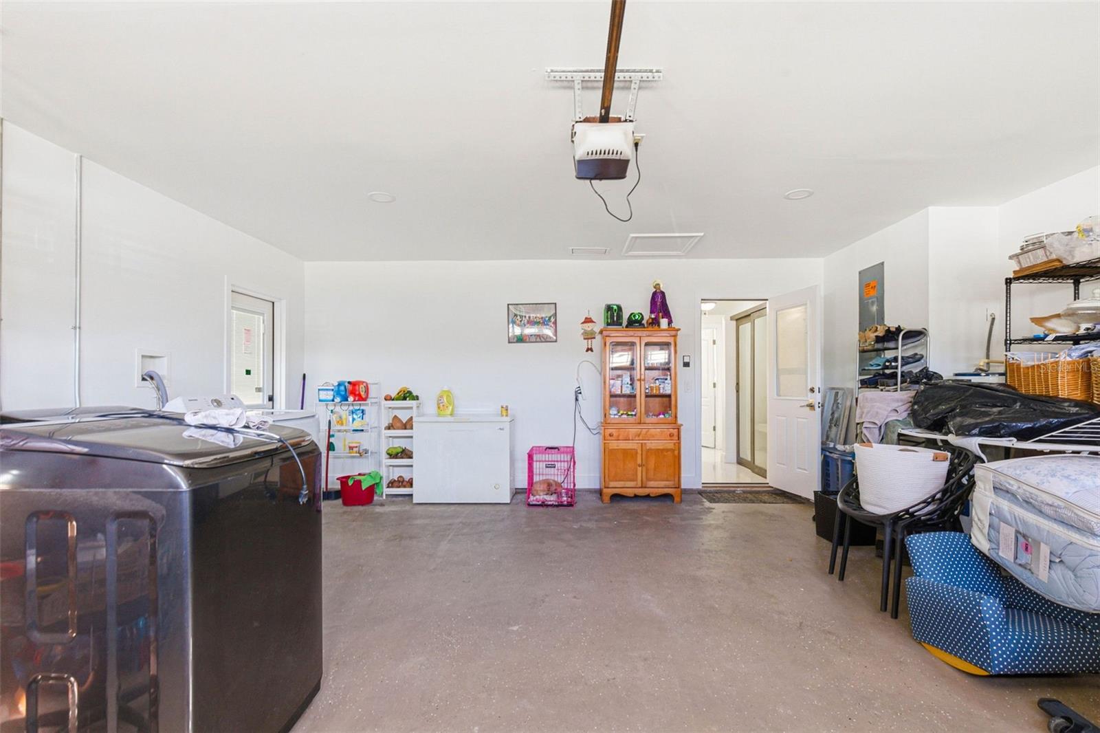 TWELVE OAKS - Residential