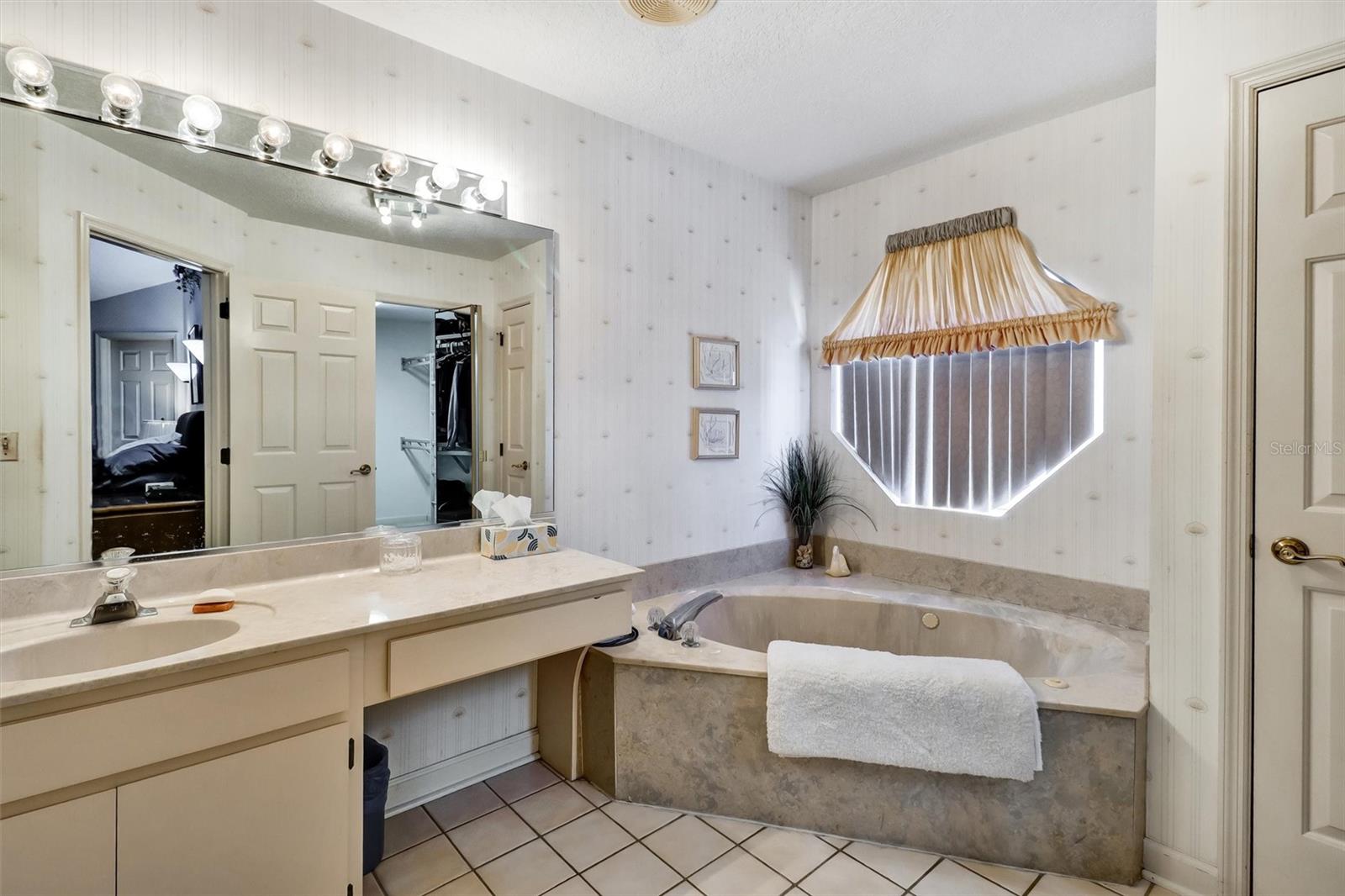 WINGROVE ESTATES - Residential