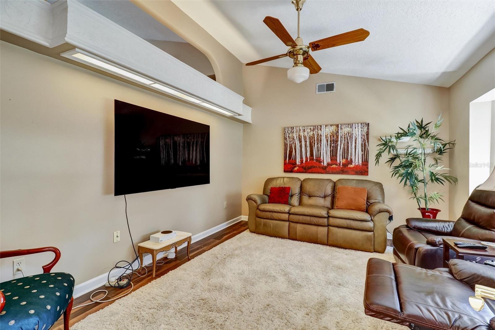 WINGROVE ESTATES - Residential