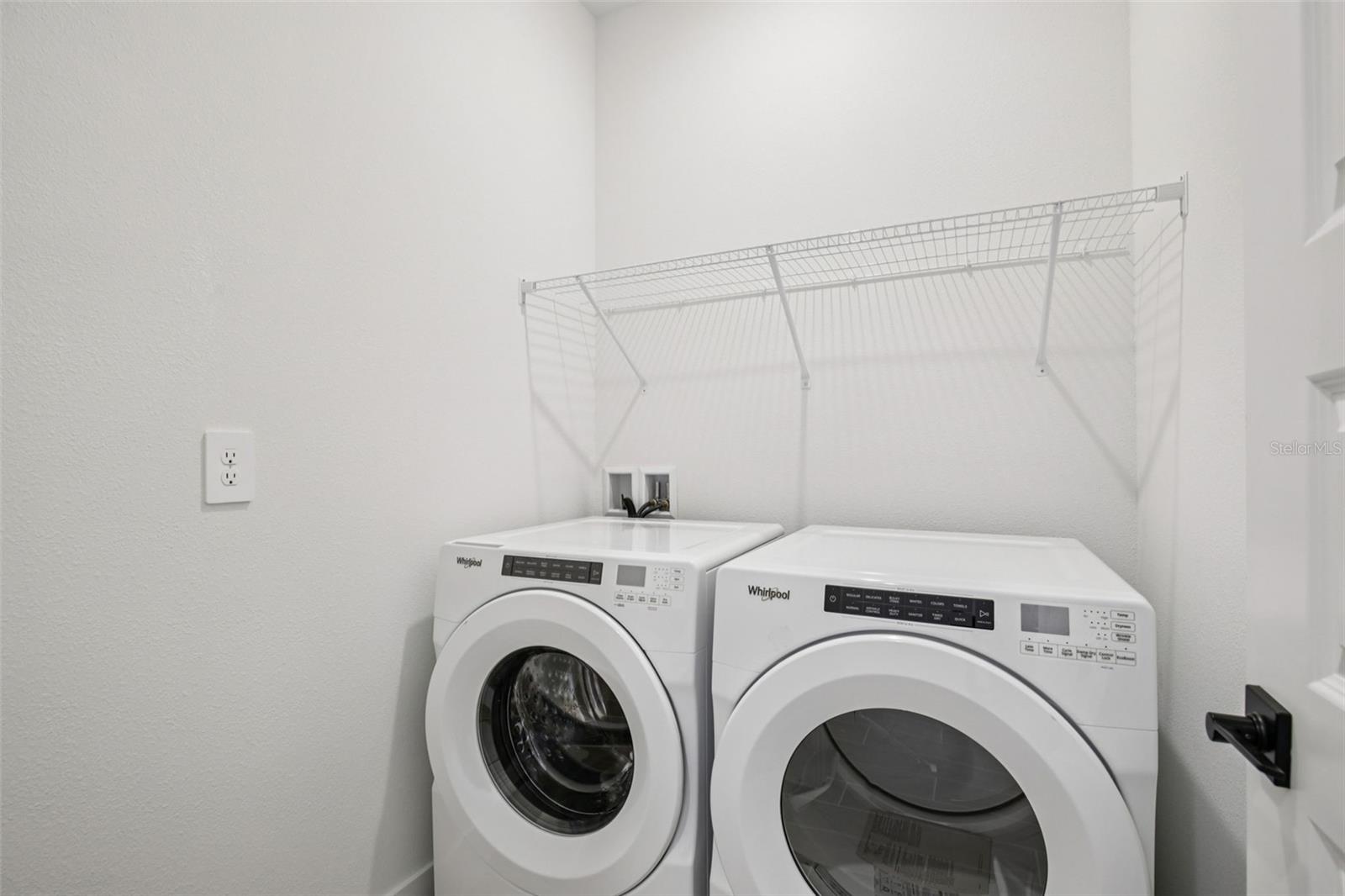 MAGNOLIA BAY - Residential