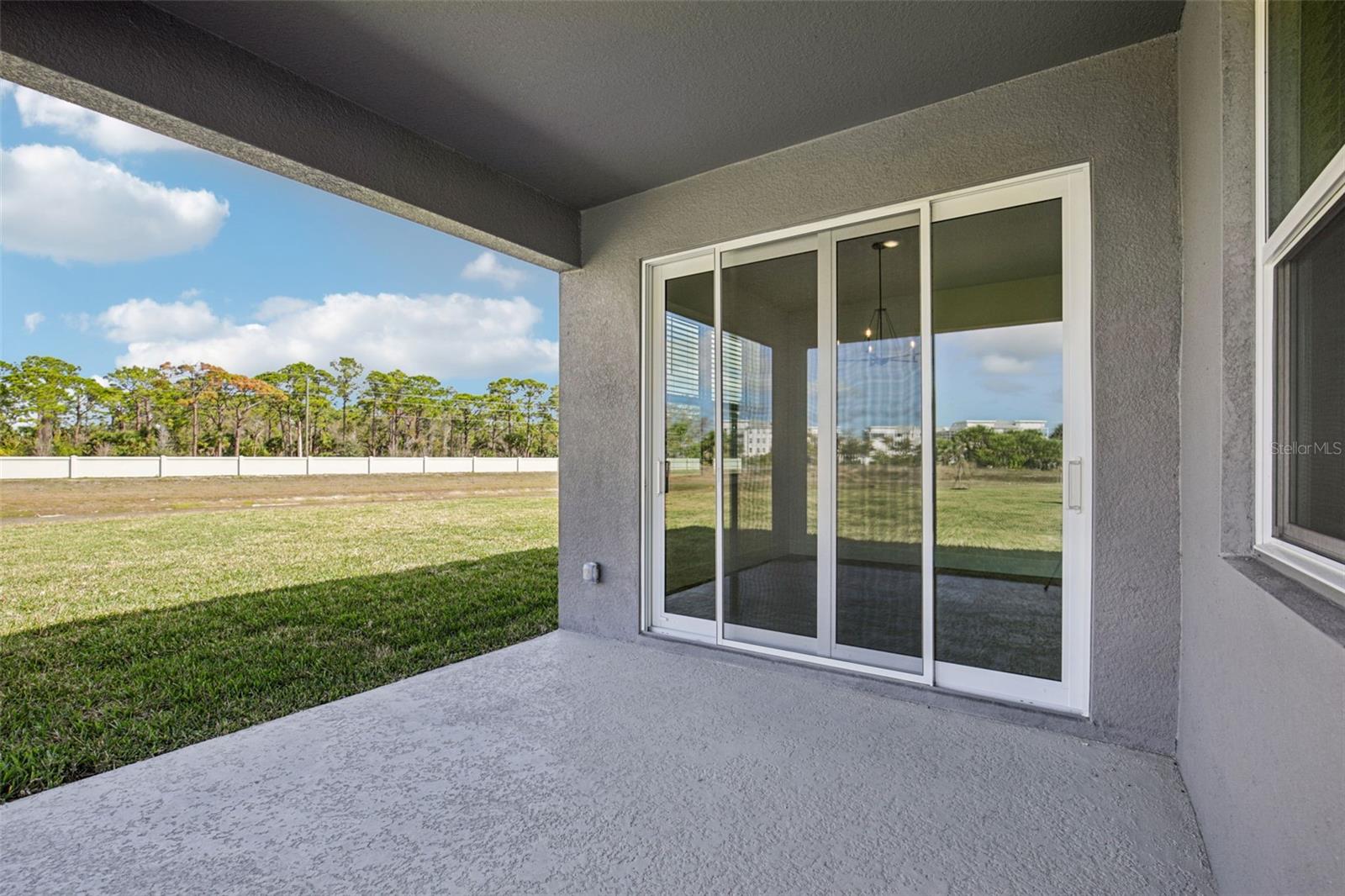 MAGNOLIA BAY - Residential