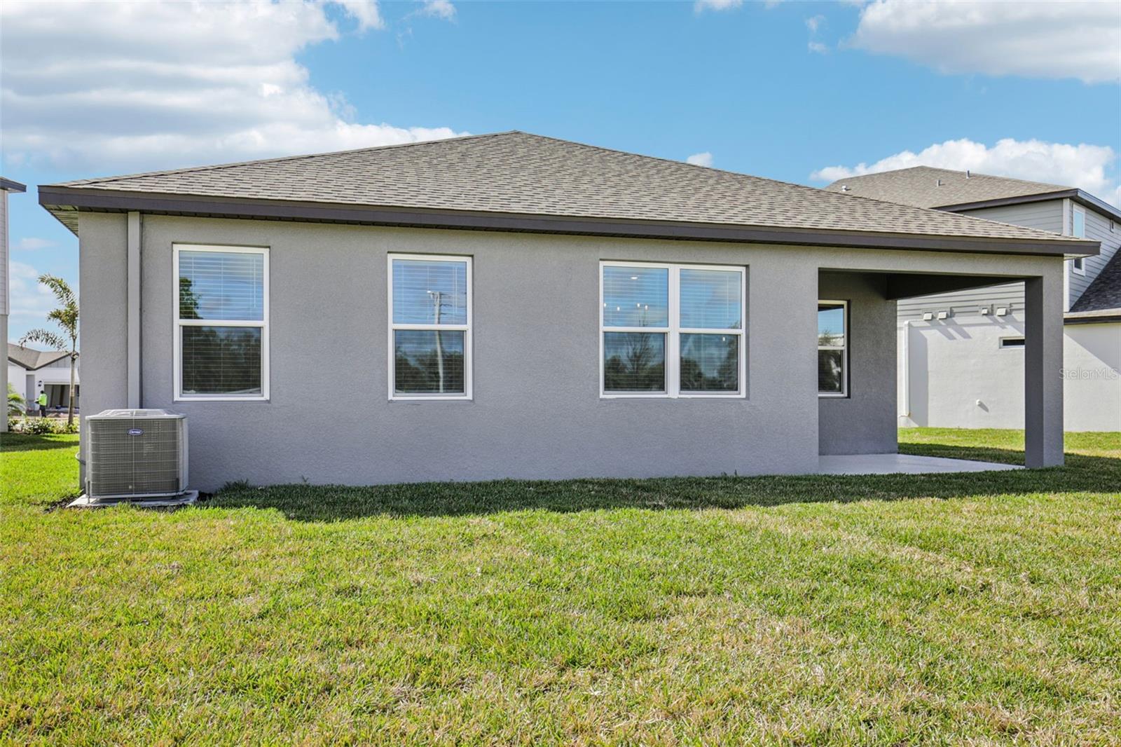 MAGNOLIA BAY - Residential