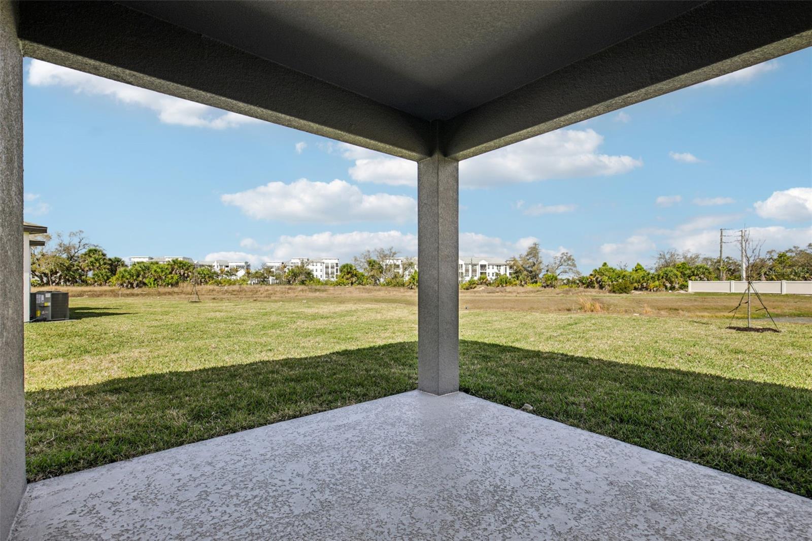 MAGNOLIA BAY - Residential