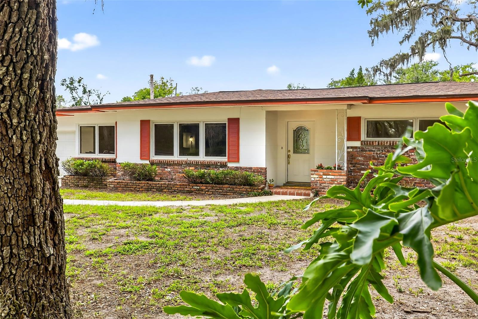 327 SUNNYSIDE ROAD