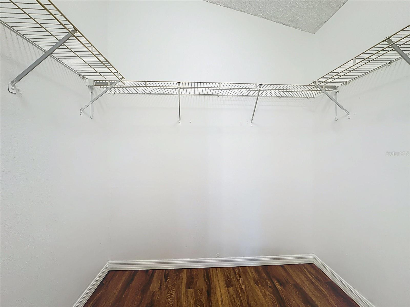 MEADOWS 02 AT BOGGY CREEK - Residential