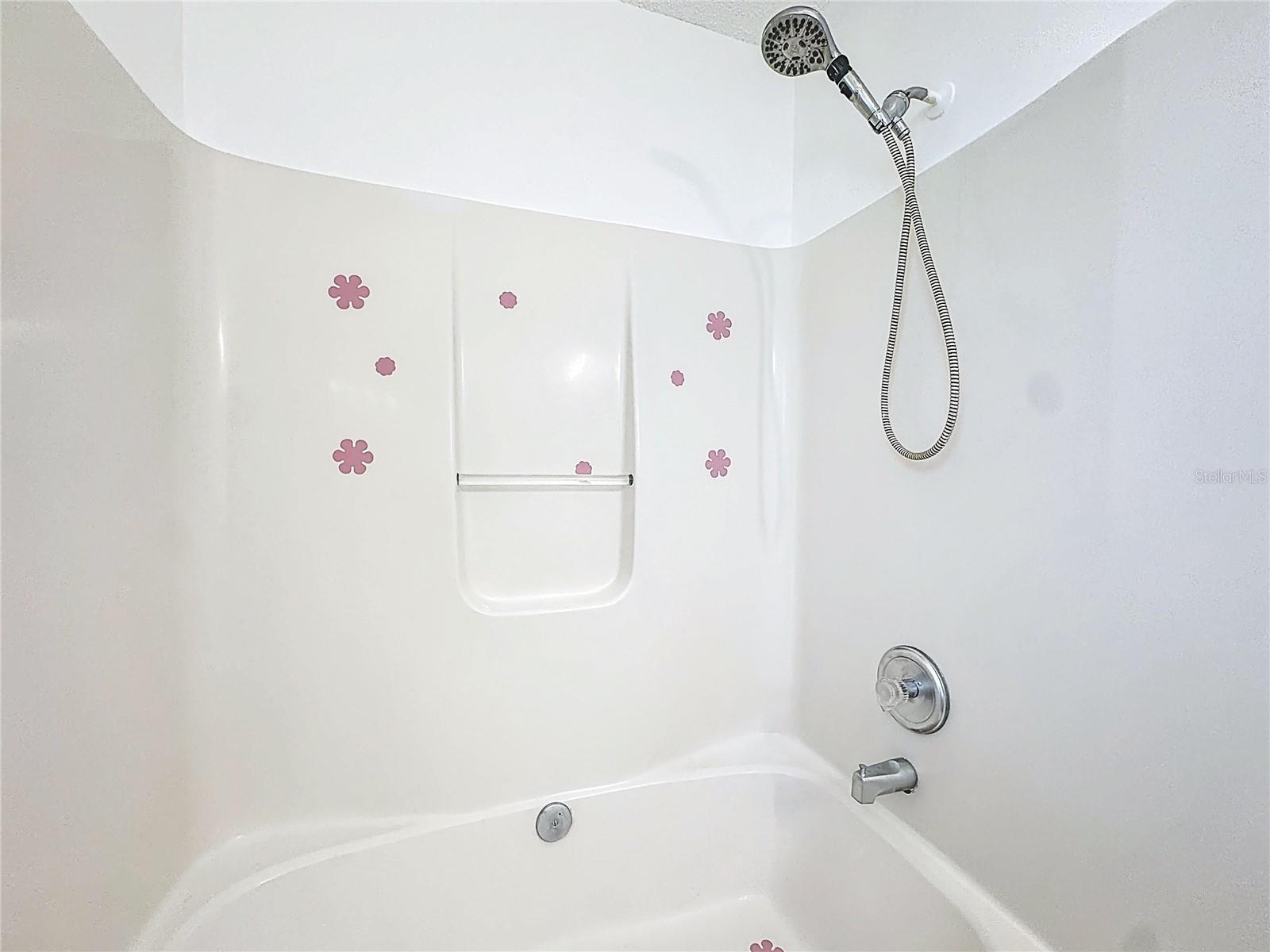 MEADOWS 02 AT BOGGY CREEK - Residential