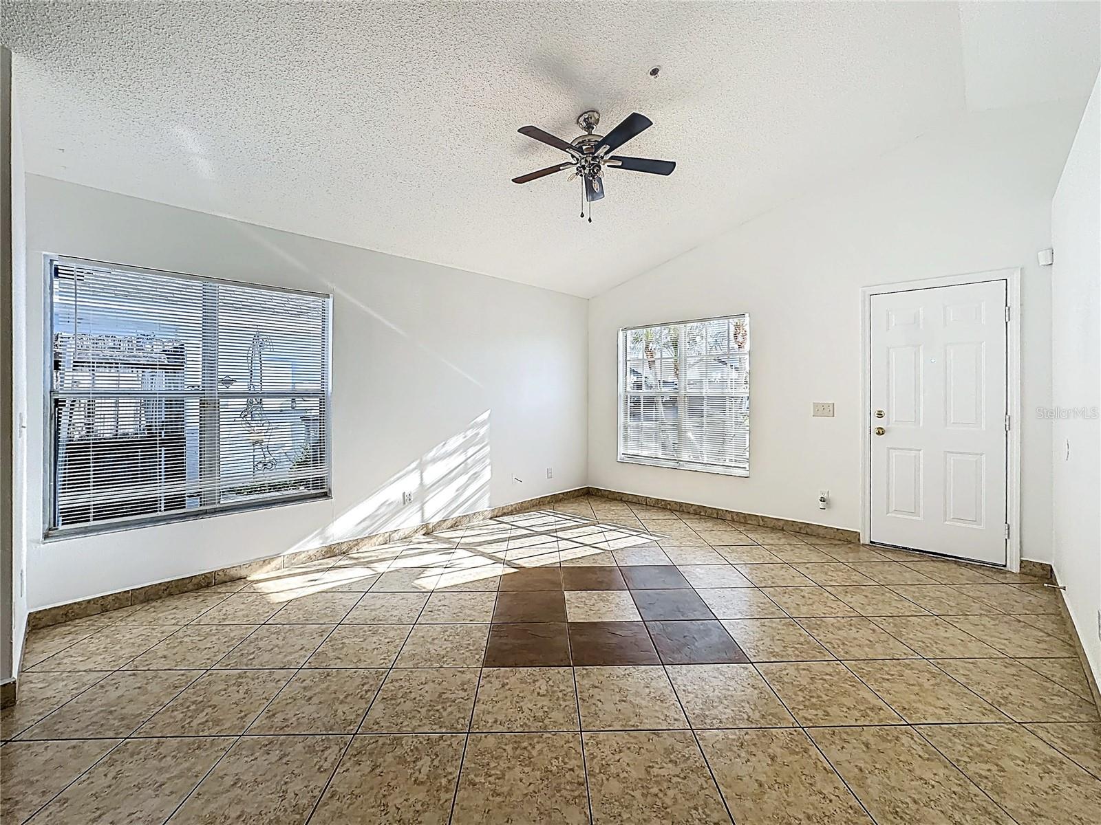 MEADOWS 02 AT BOGGY CREEK - Residential