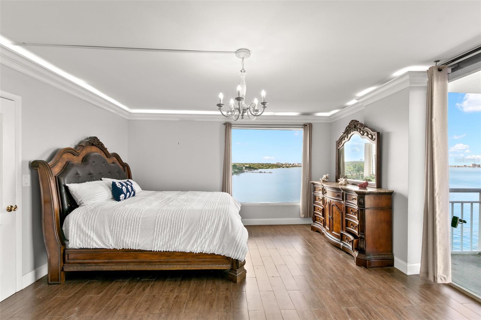 PIERCE 100 CONDO - Residential