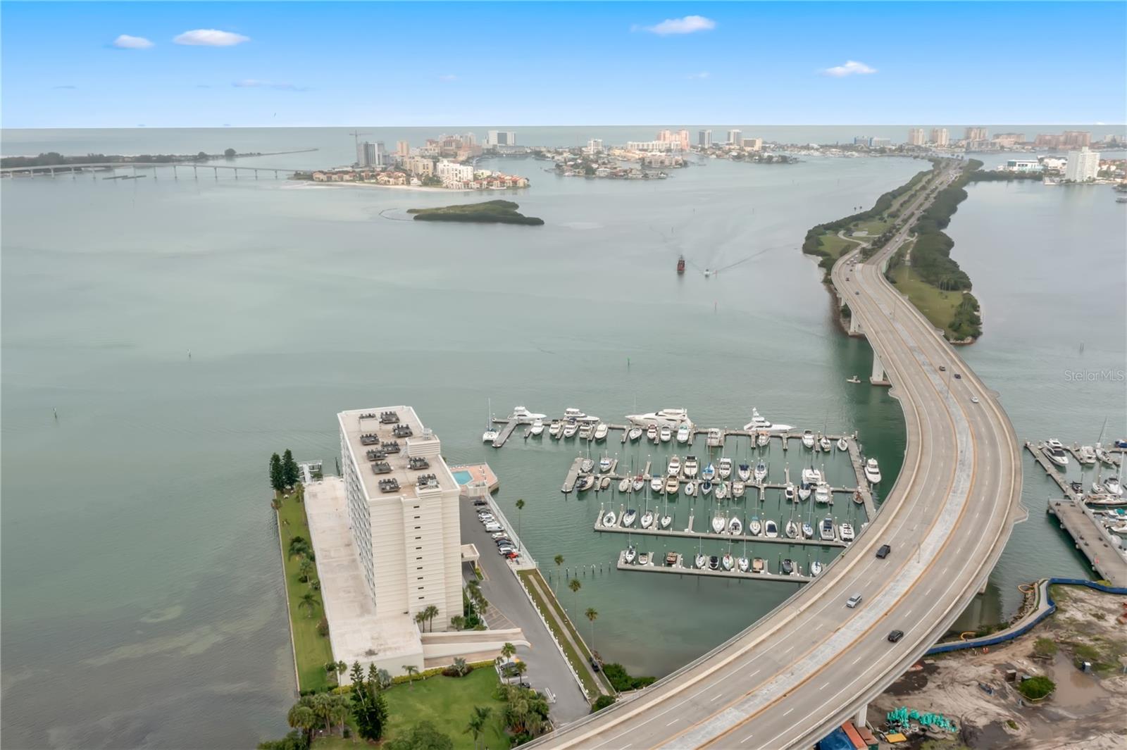 PIERCE 100 CONDO - Residential