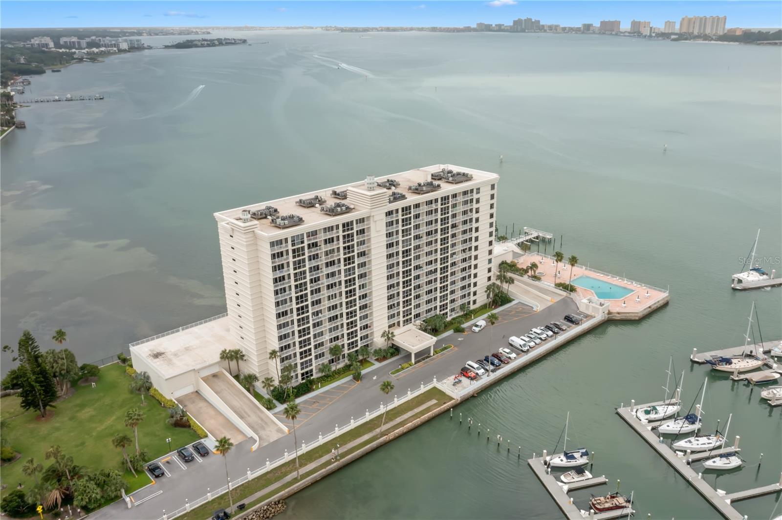 PIERCE 100 CONDO - Residential