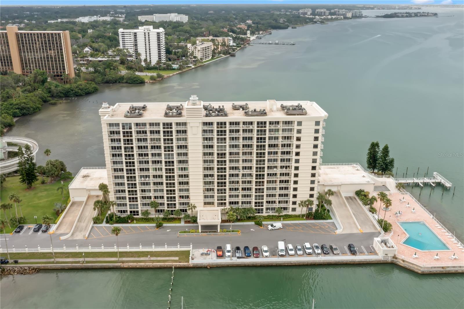 PIERCE 100 CONDO - Residential