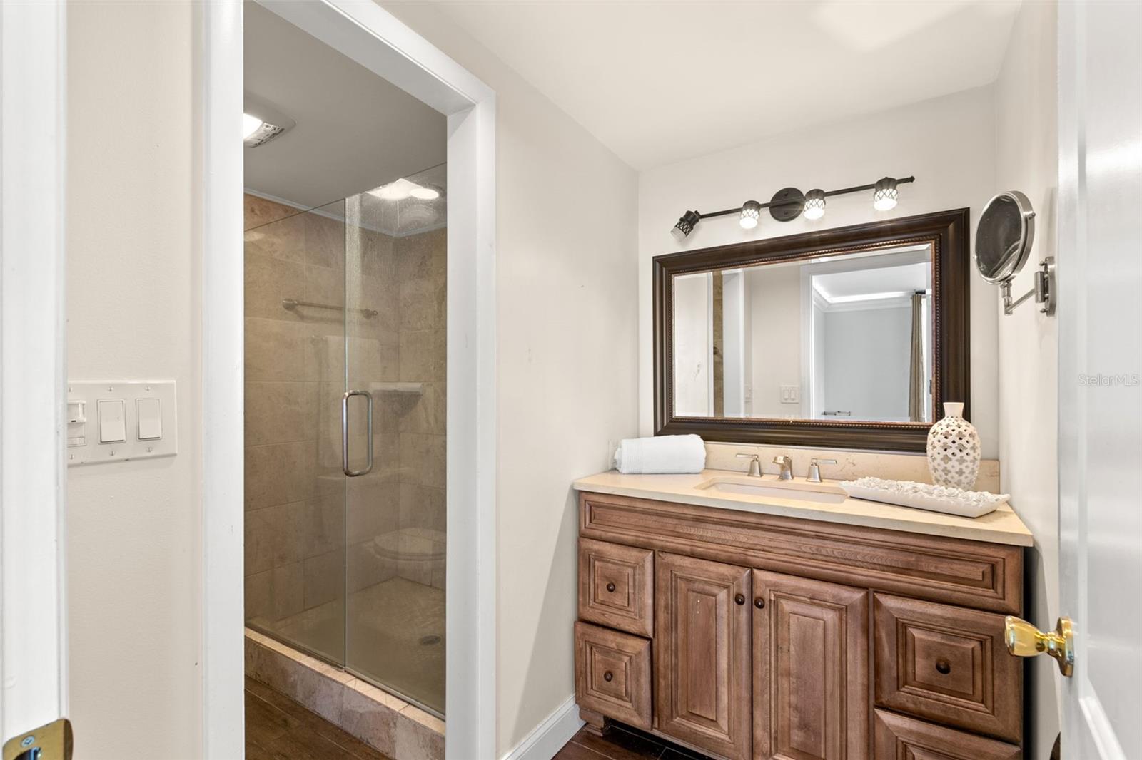 PIERCE 100 CONDO - Residential