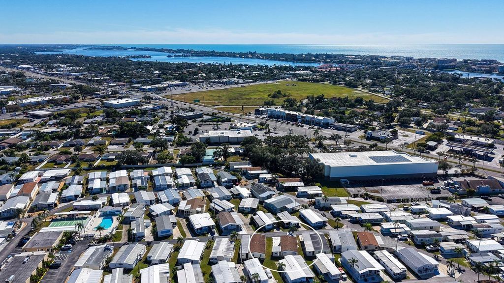 Photo of 116 Southwinds Drive, Sarasota, FL 34231 (MLS # A4672428)