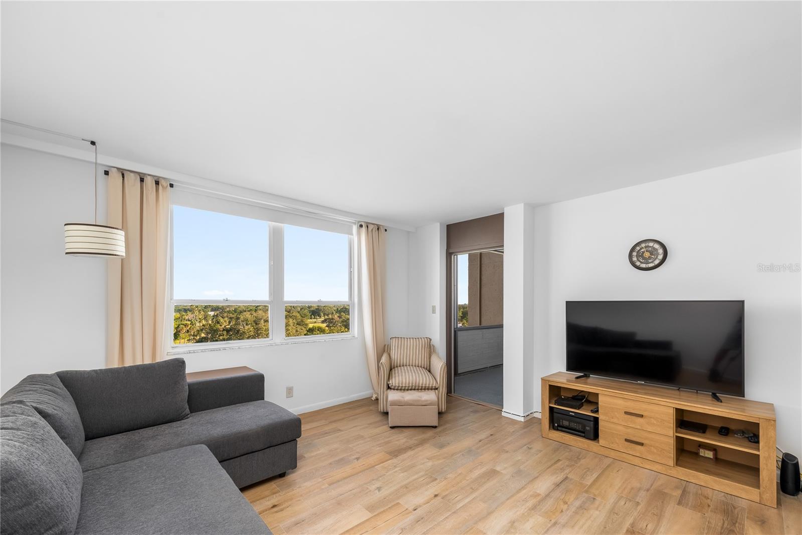 COVE CAY VILLAGE - Residential