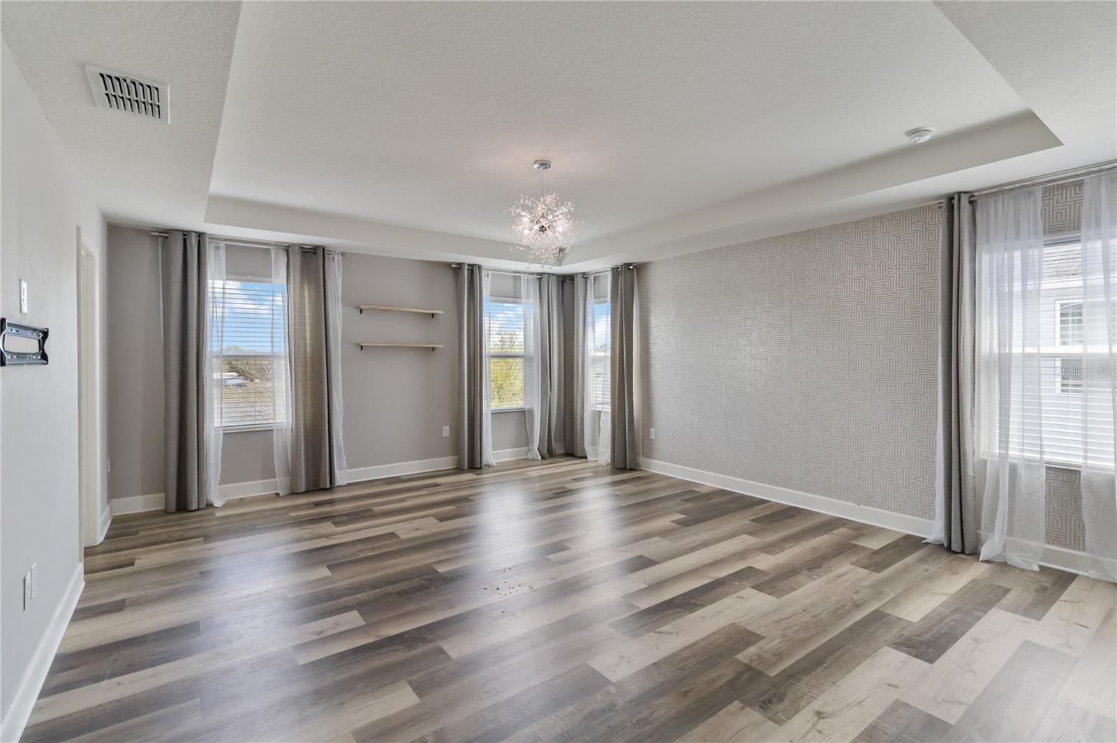 ORCHARD PK/STILLWATER XING PH - Residential