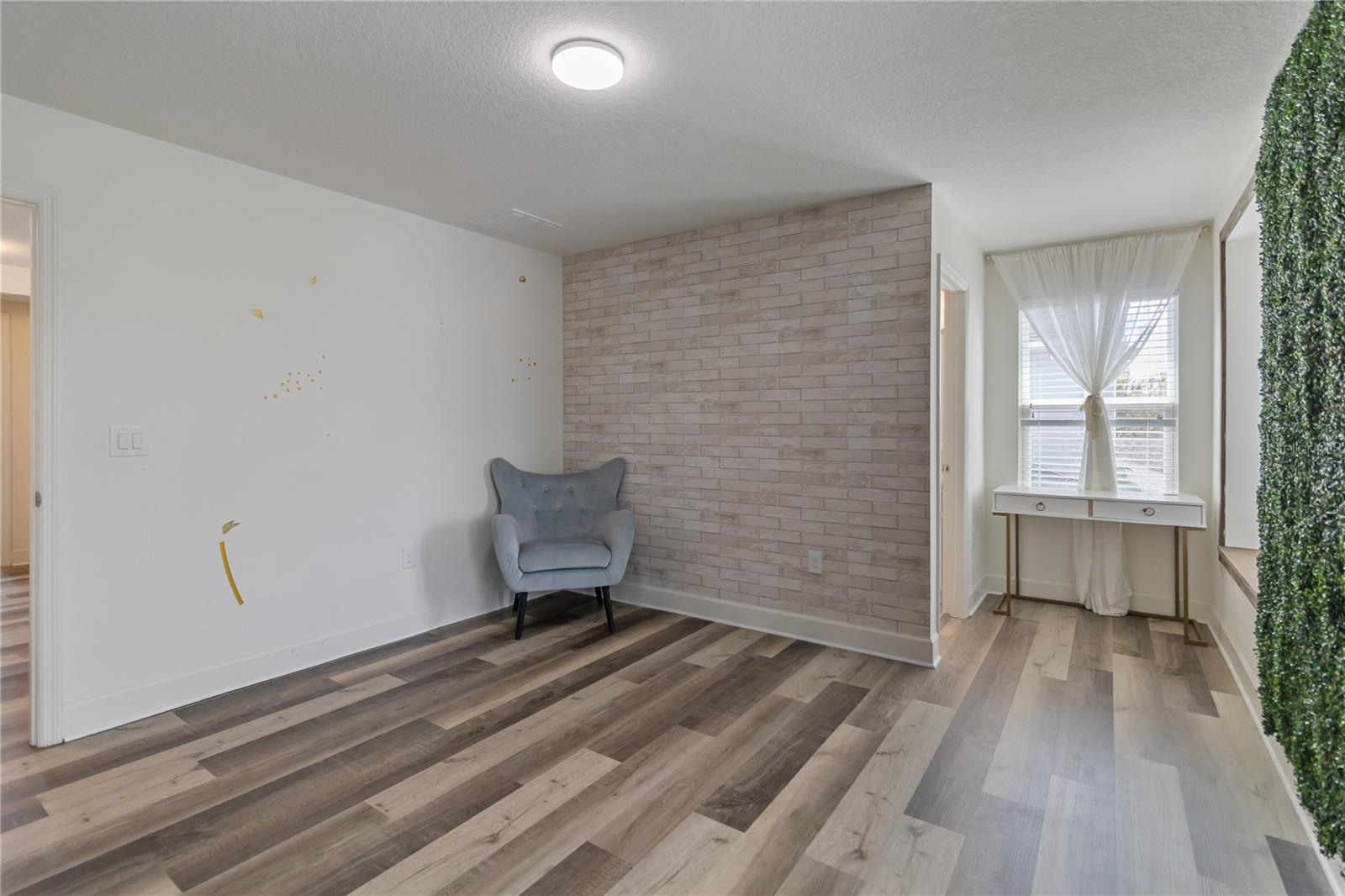 ORCHARD PK/STILLWATER XING PH - Residential