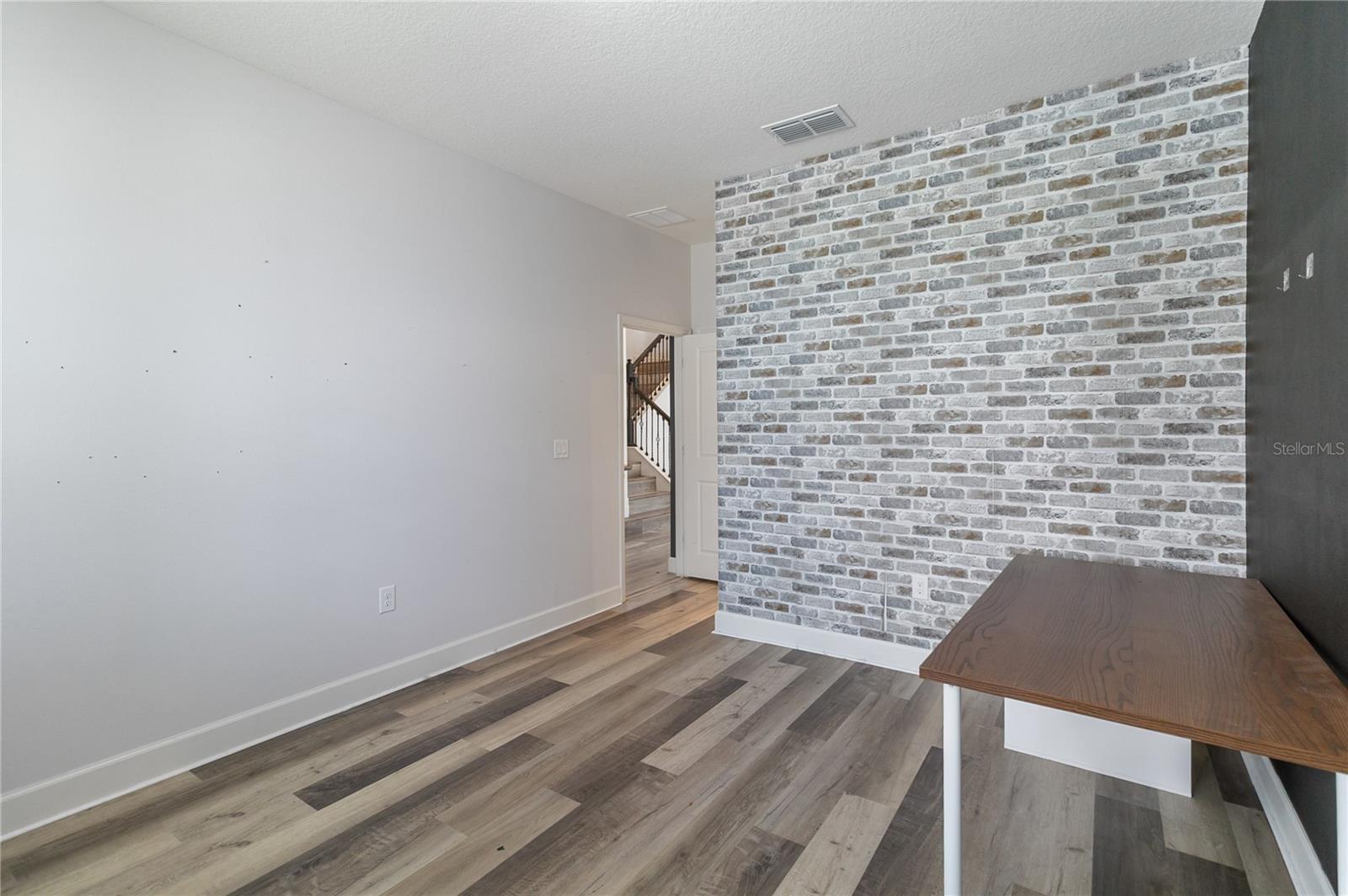 ORCHARD PK/STILLWATER XING PH - Residential