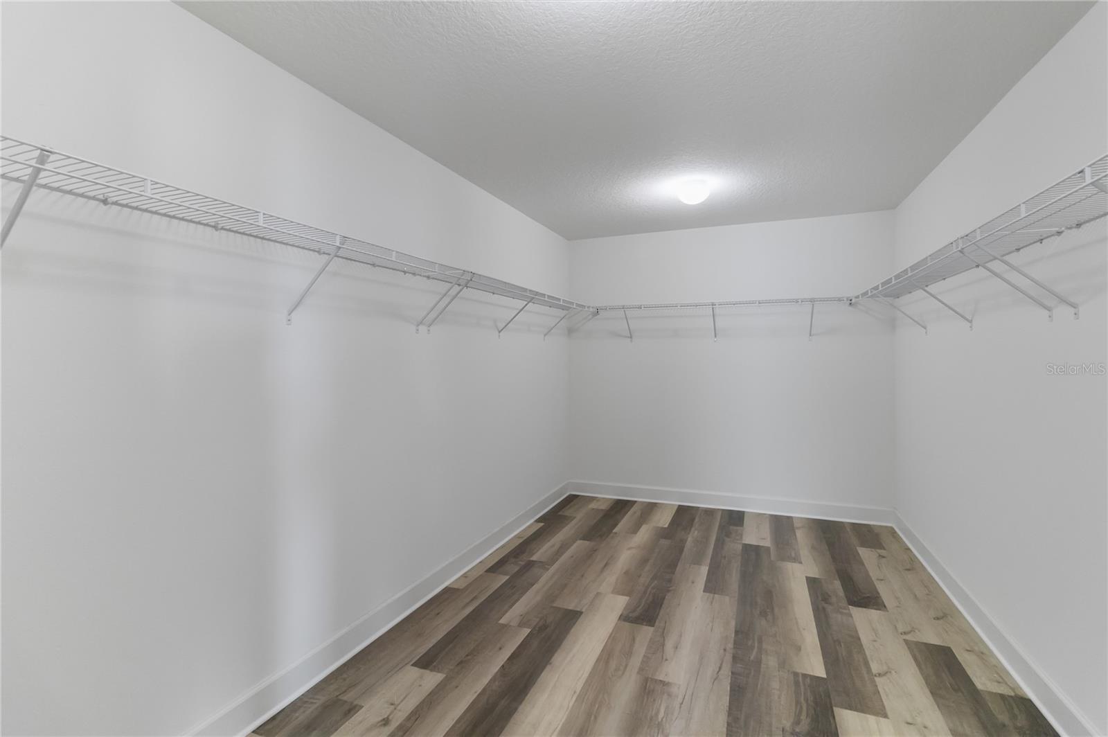 ORCHARD PK/STILLWATER XING PH - Residential