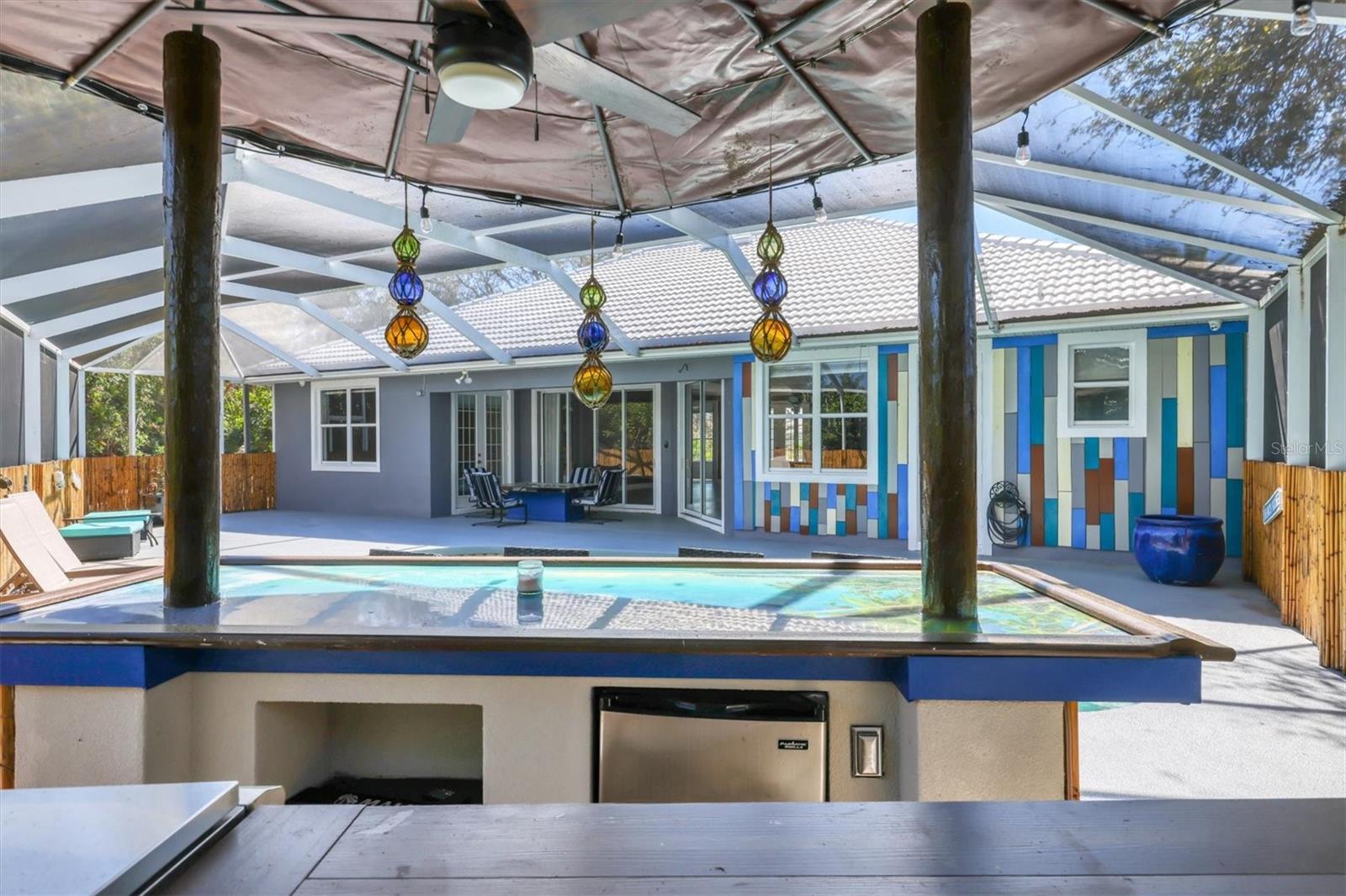 LAUREL WOODLANDS - Residential Lease