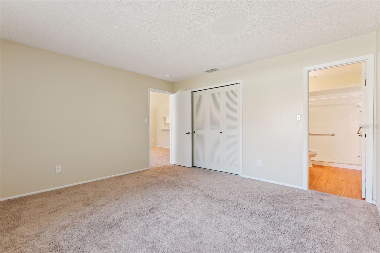 HIDDEN LAKE VILLAS PH 1 - Residential