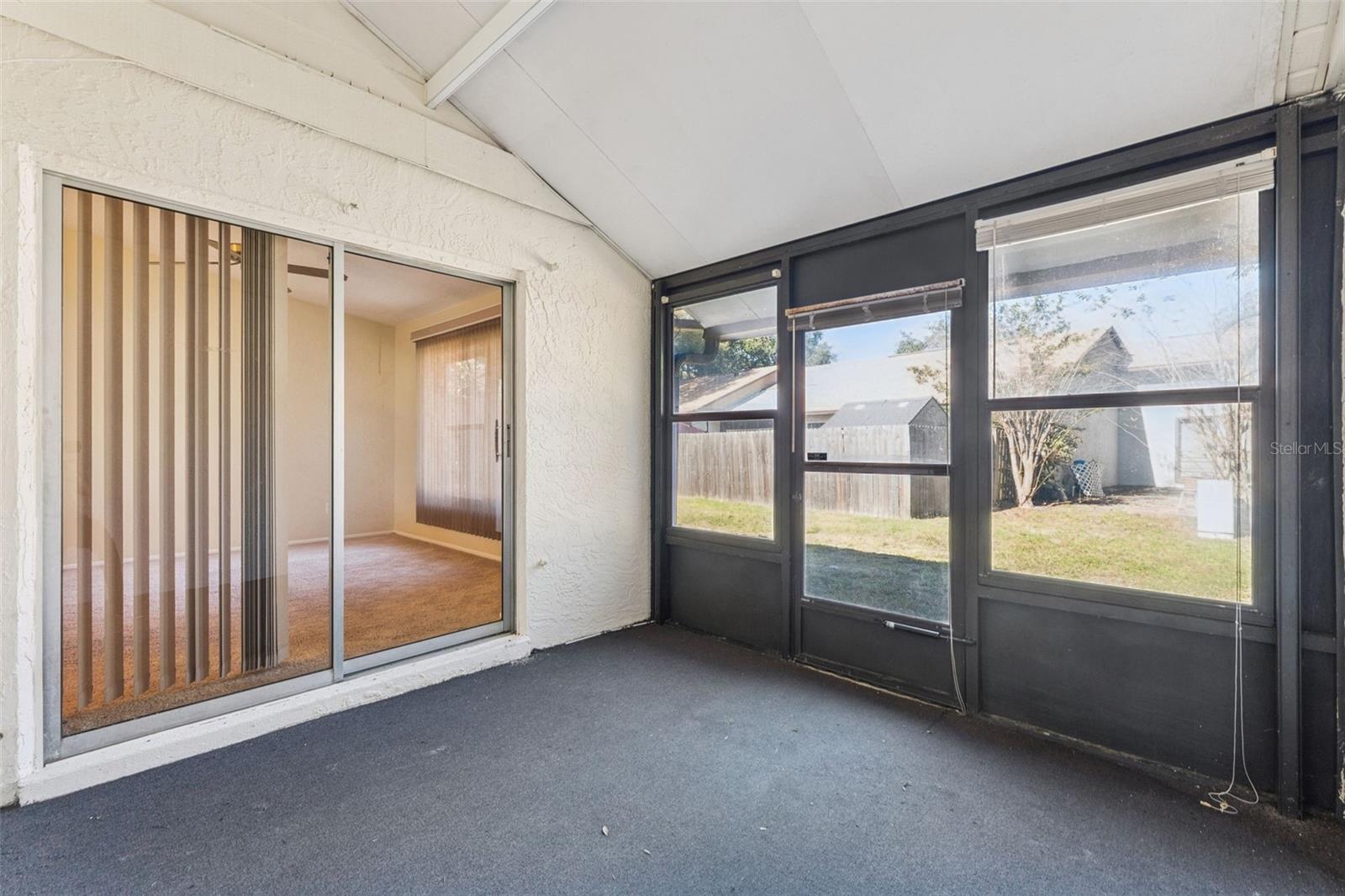 HIDDEN LAKE VILLAS PH 1 - Residential