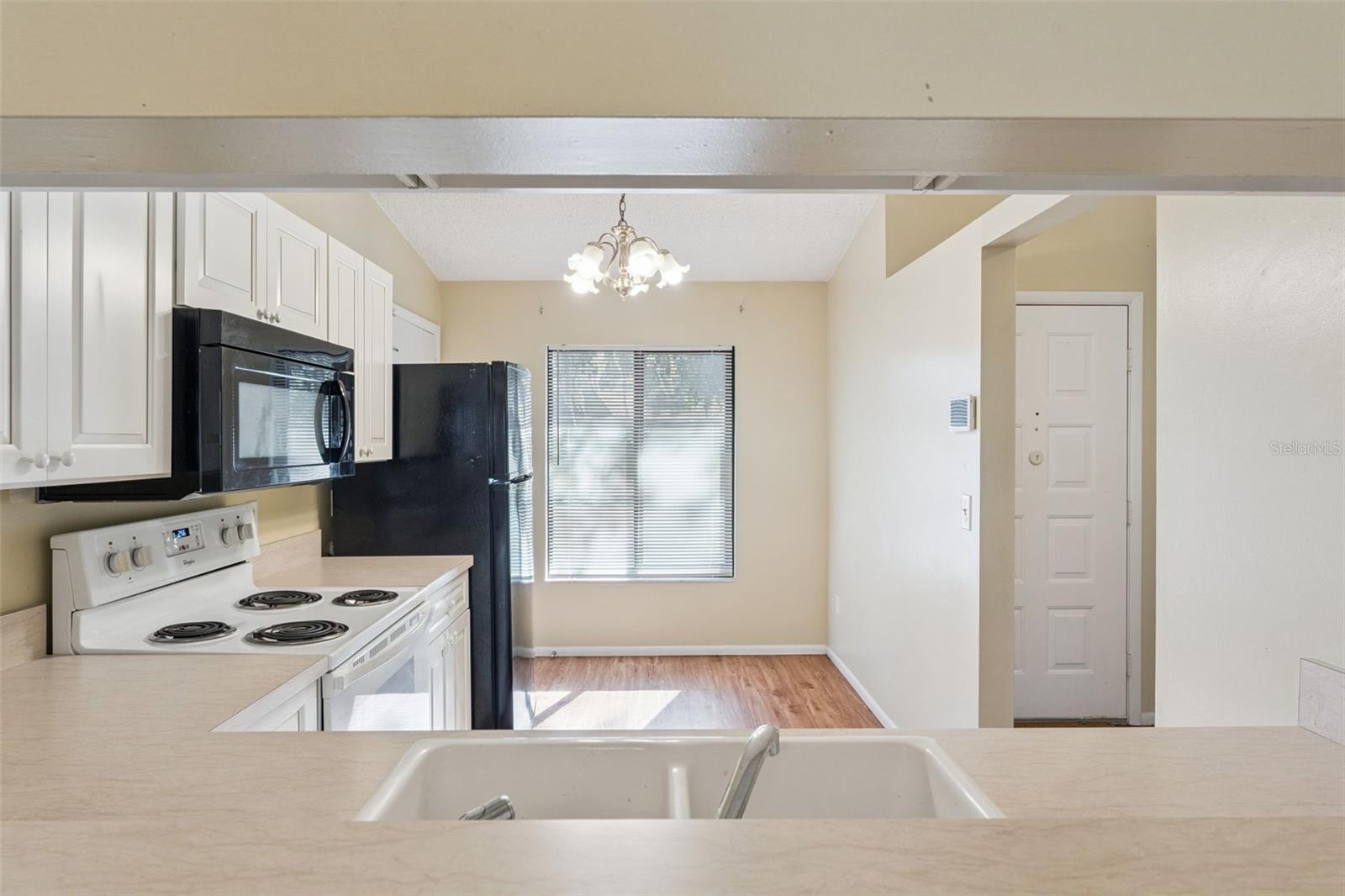 HIDDEN LAKE VILLAS PH 1 - Residential