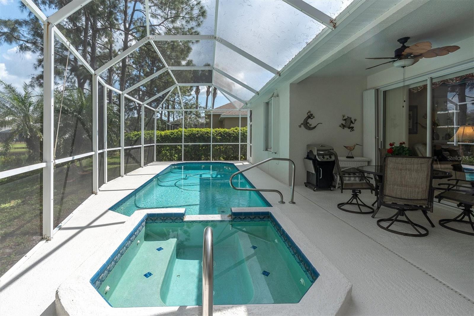 TRINITY OAKS SOUTH - Residential