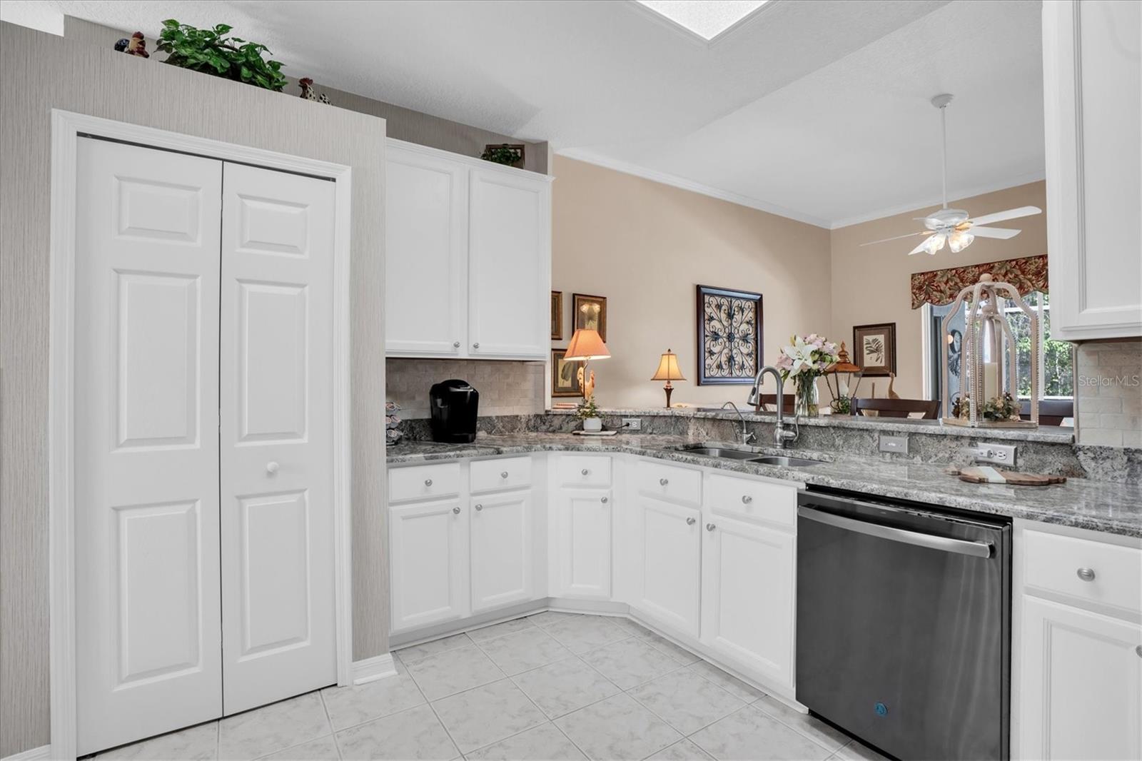 TRINITY OAKS SOUTH - Residential