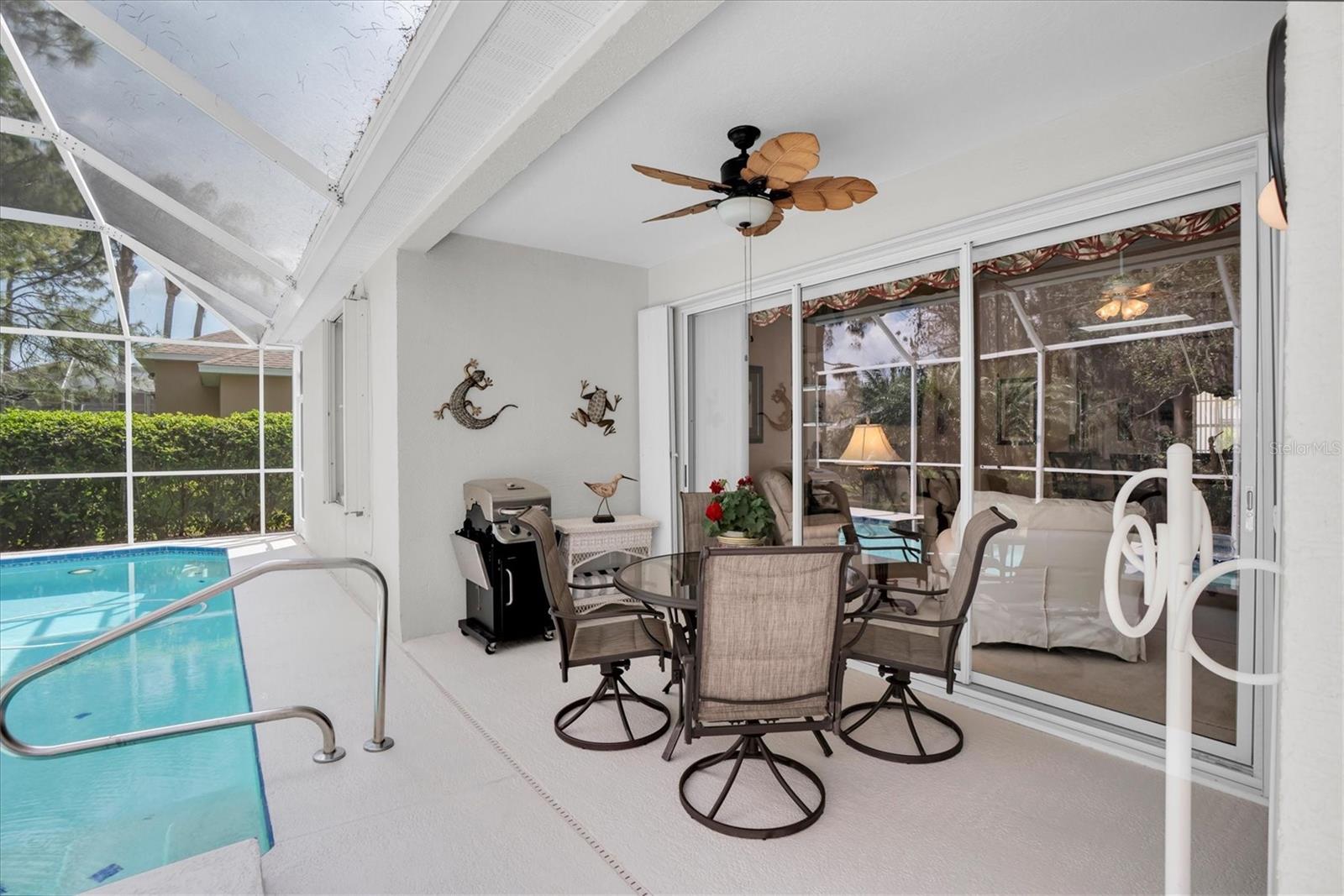 TRINITY OAKS SOUTH - Residential