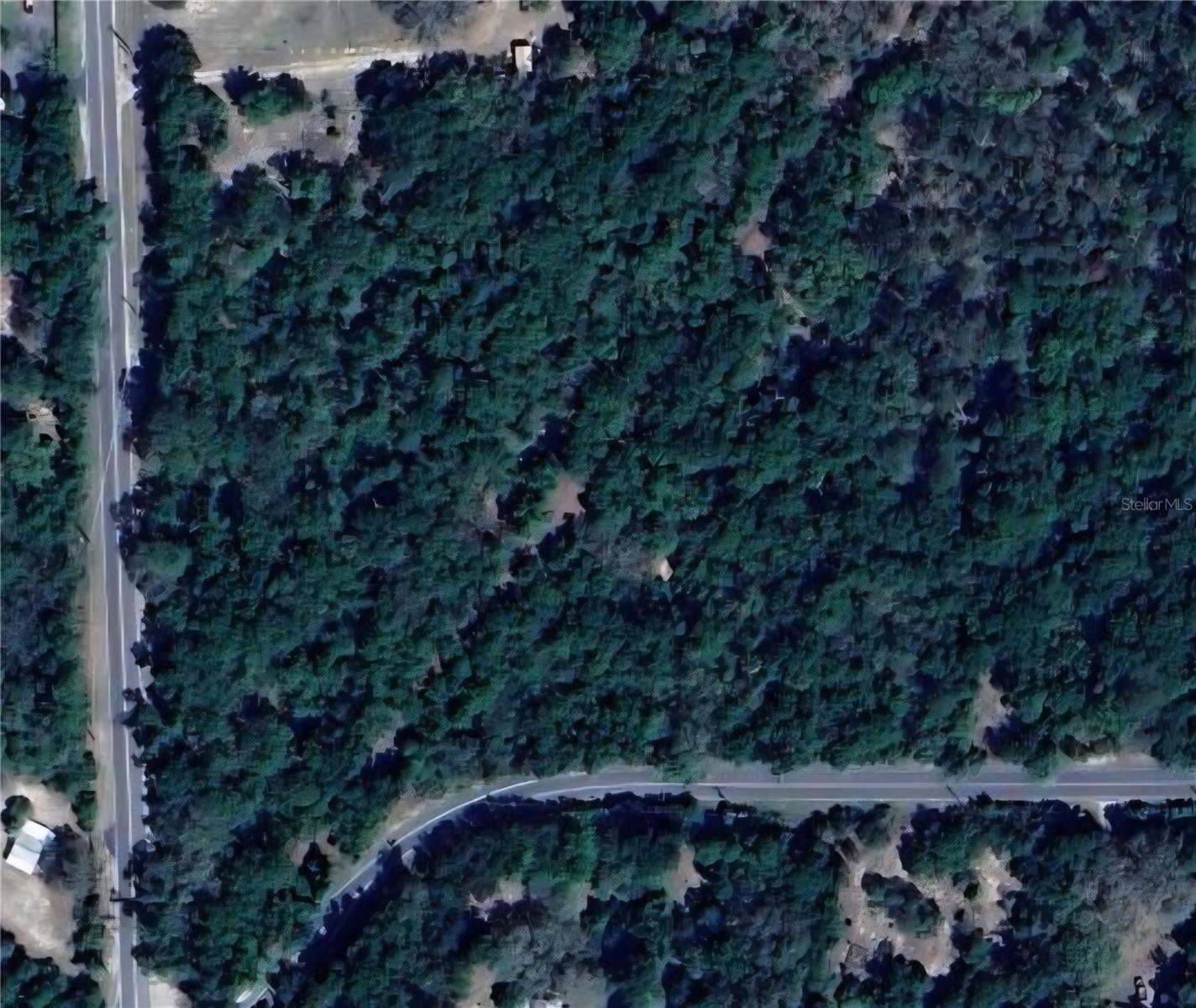 INTERLACHEN LAKES ESTATES - Land