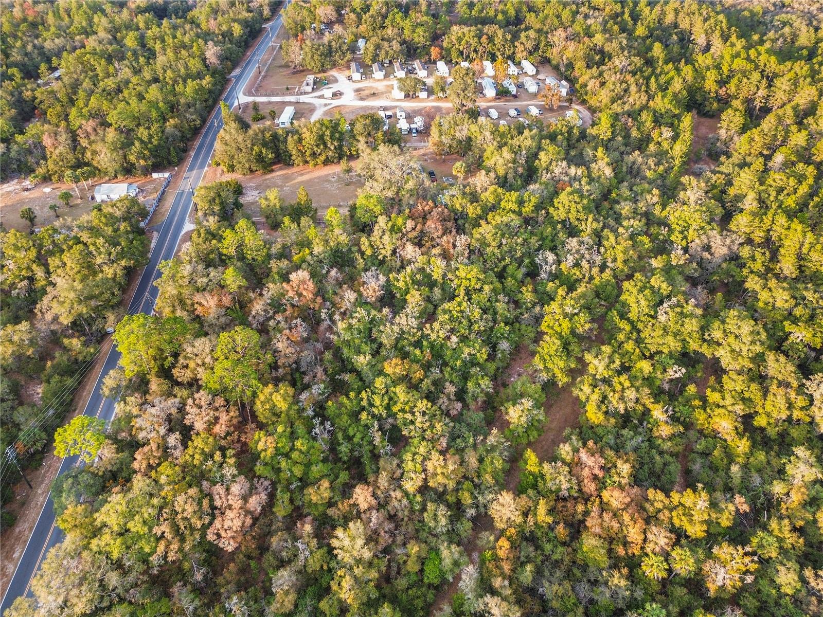 INTERLACHEN LAKES ESTATES - Land