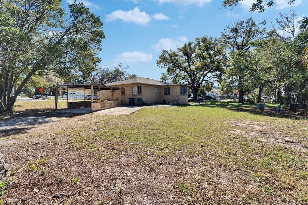 Photo of 2606 N Boulevard, Tampa, FL 33602 (MLS # TB8471031)