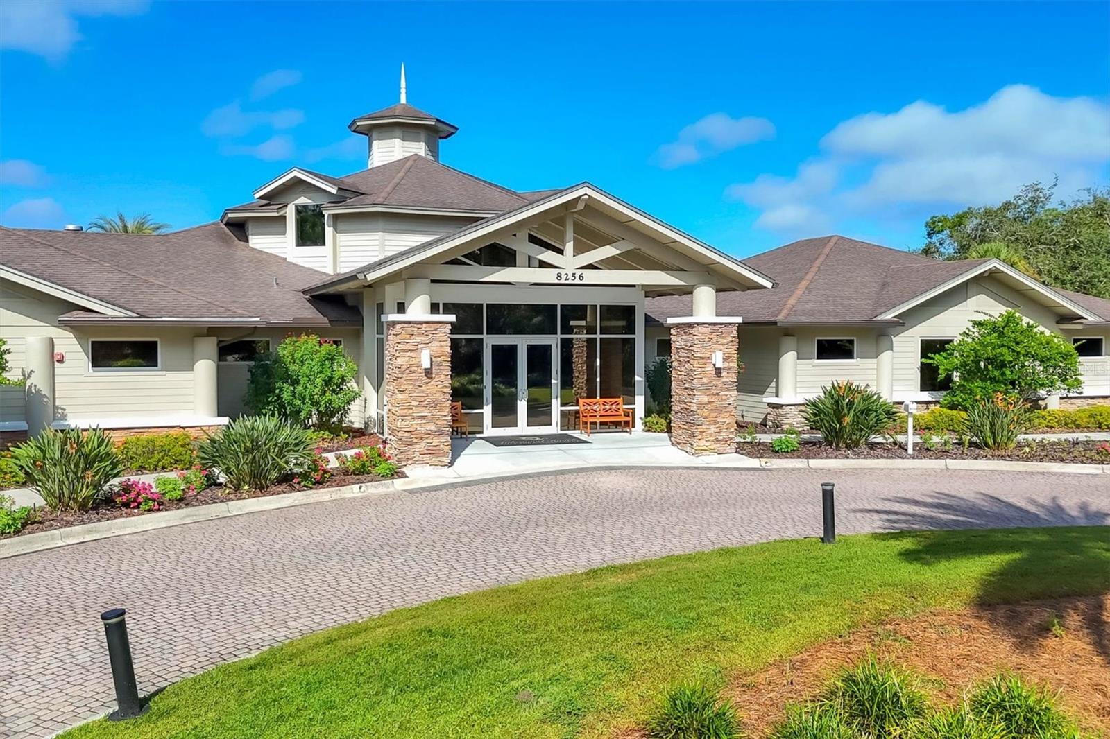 LAKEWOOD RANCH COUNTRY CLUB - Residential