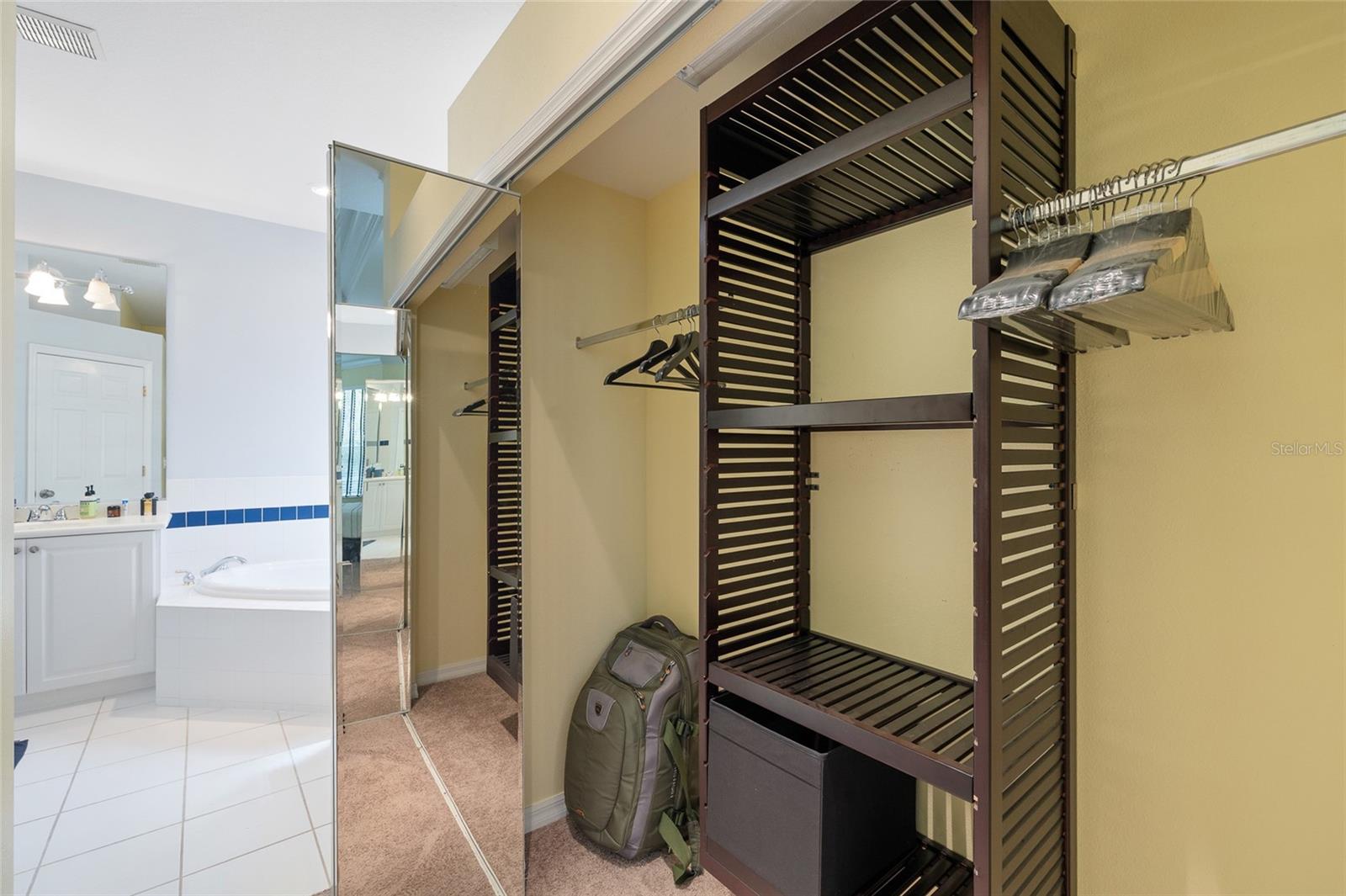 LAKEWOOD RANCH COUNTRY CLUB - Residential