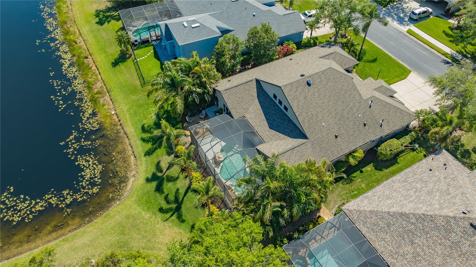 UNIVERSITY PLACE - Residential