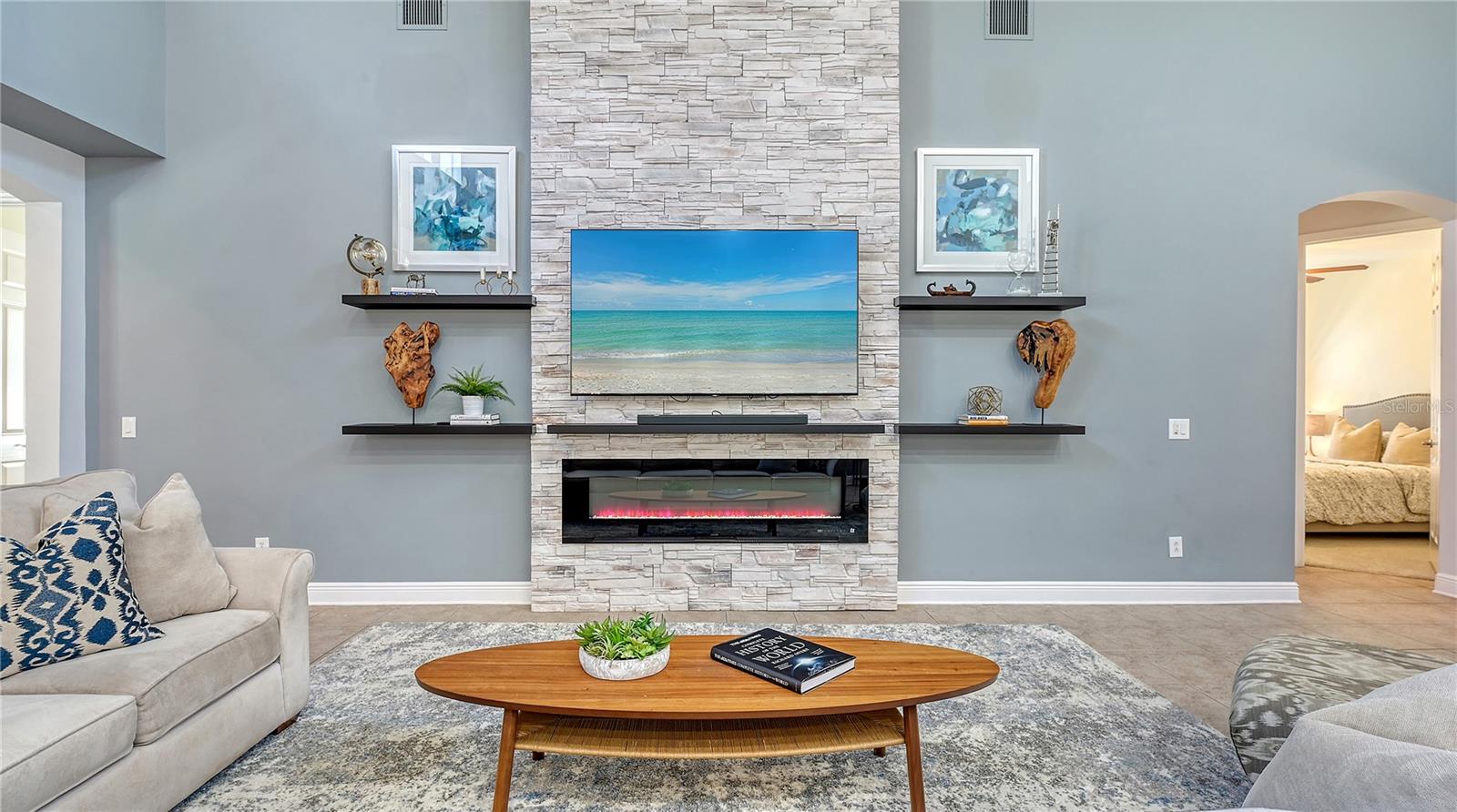 UNIVERSITY PLACE - Residential