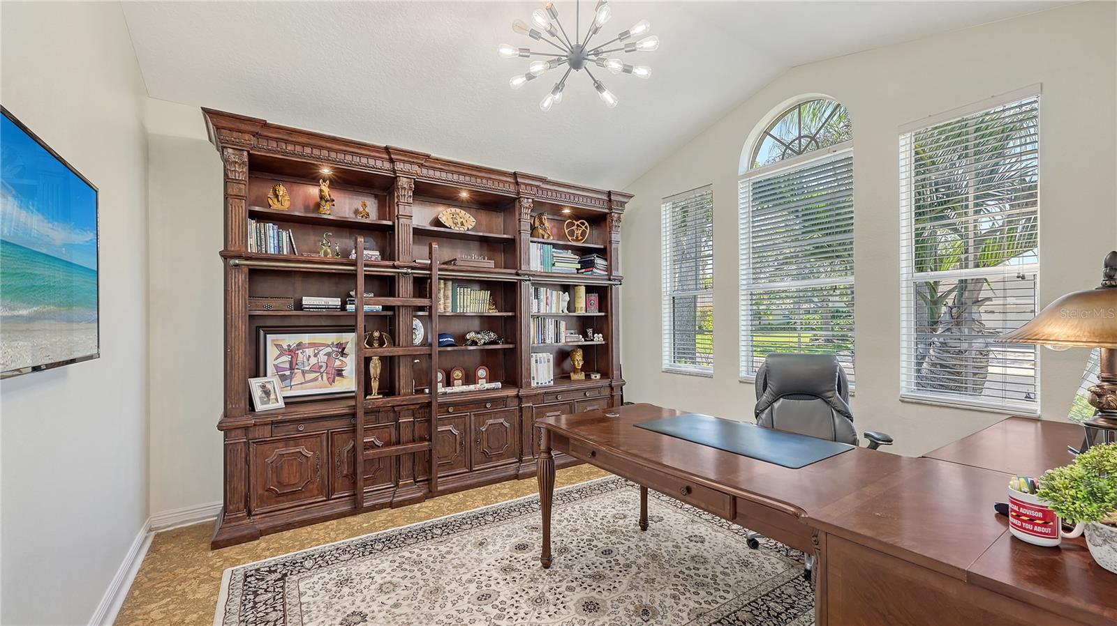 UNIVERSITY PLACE - Residential