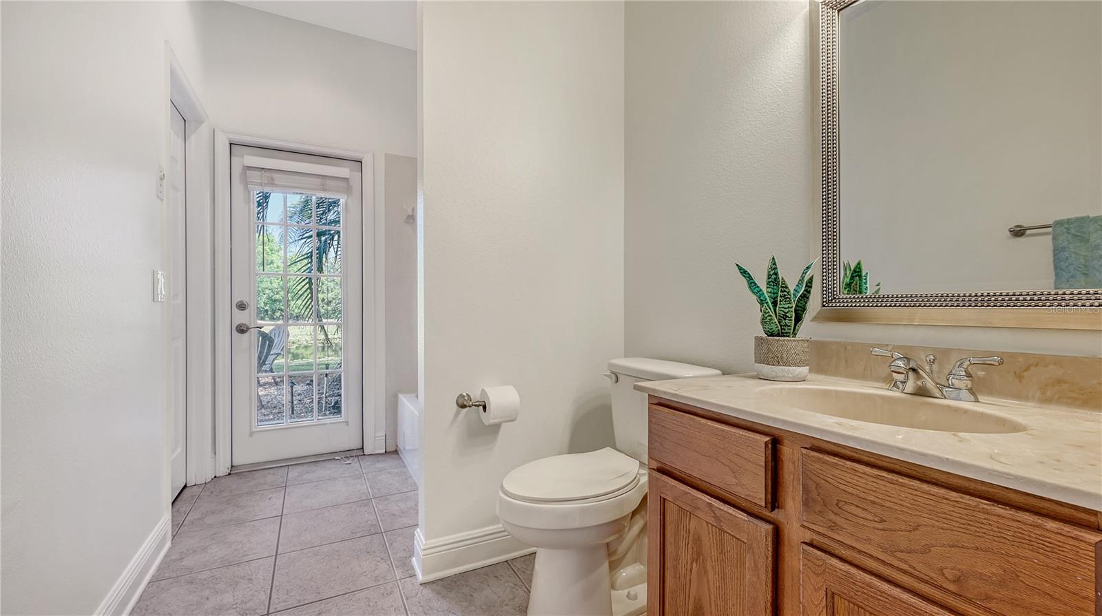 UNIVERSITY PLACE - Residential