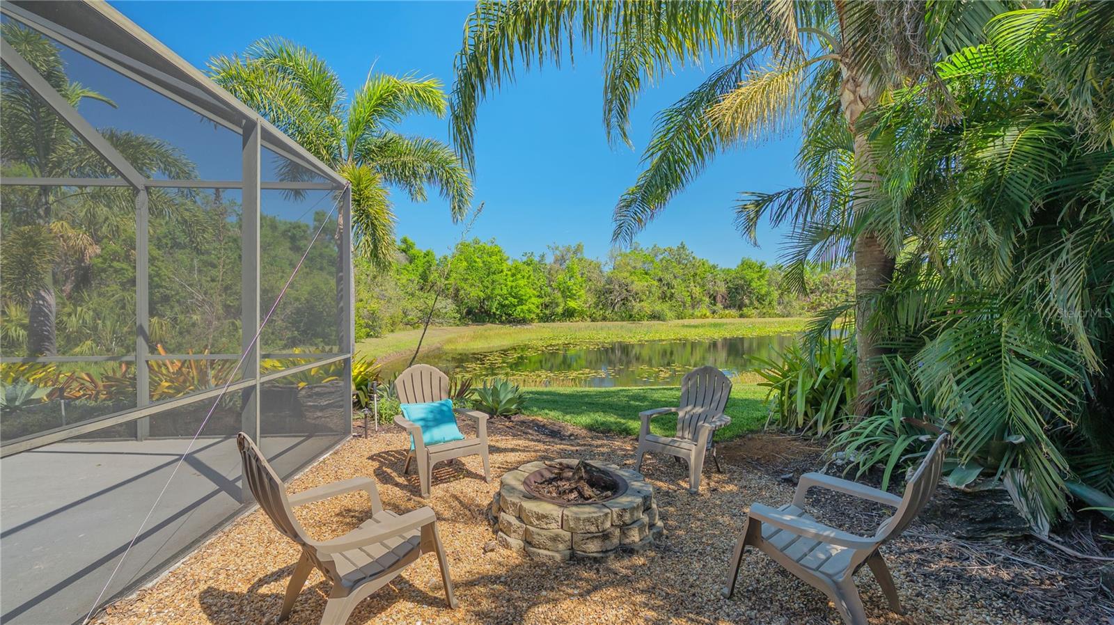 UNIVERSITY PLACE - Residential