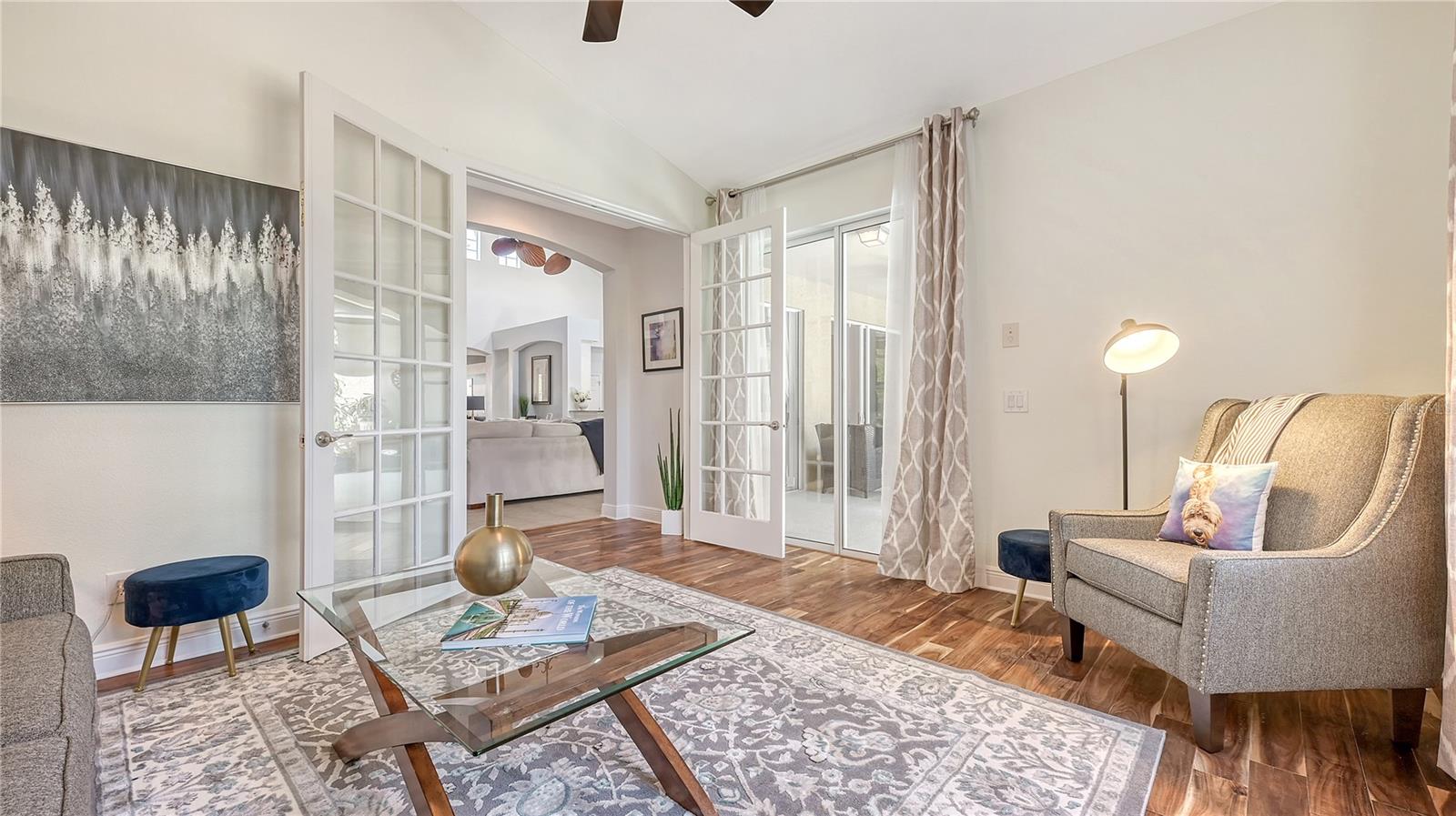 UNIVERSITY PLACE - Residential