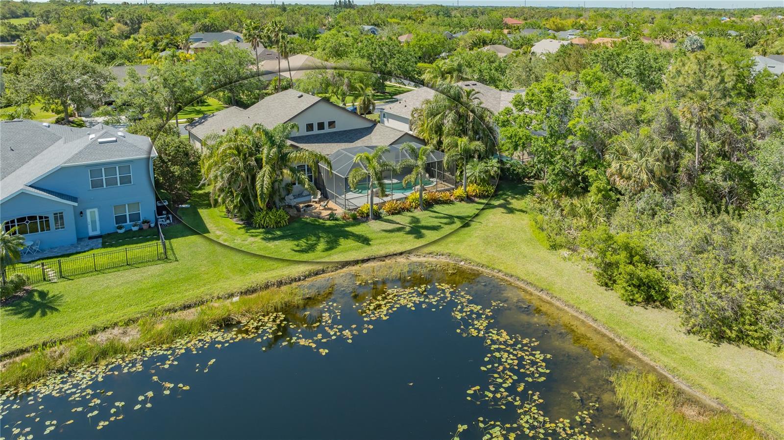 UNIVERSITY PLACE - Residential