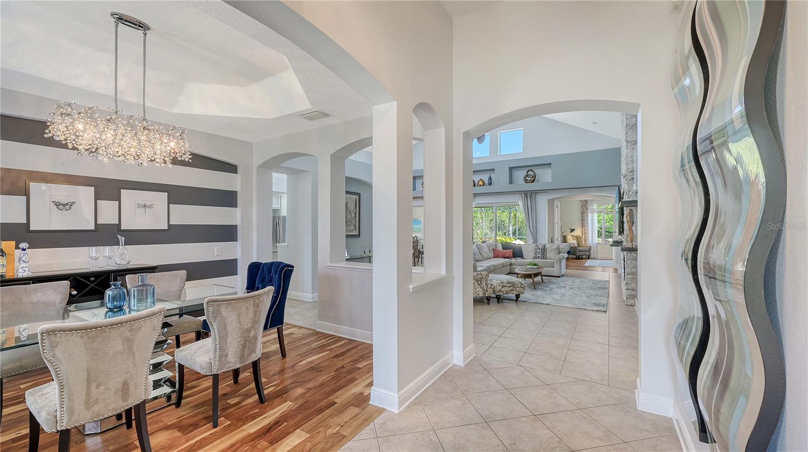 UNIVERSITY PLACE - Residential