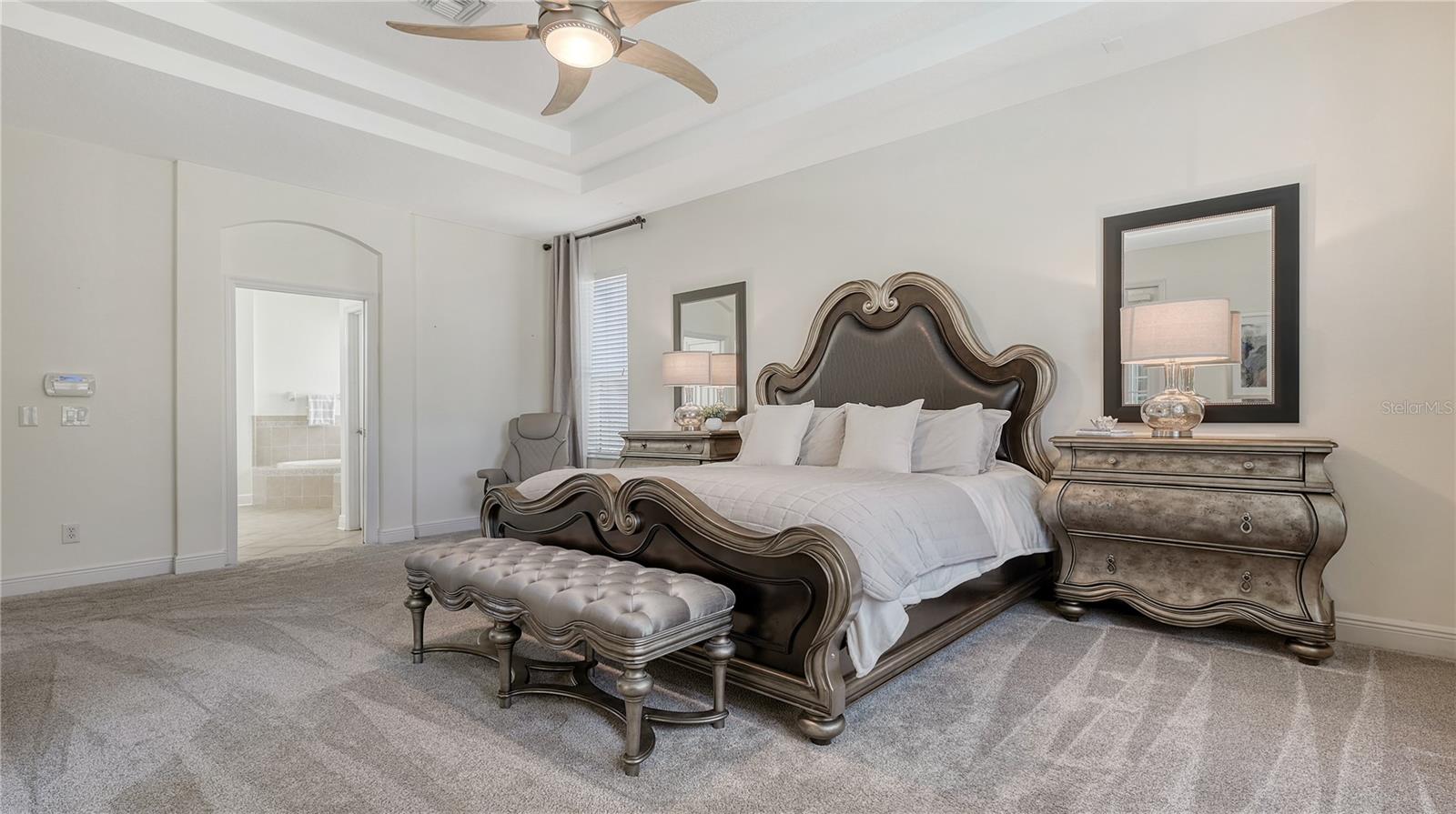 UNIVERSITY PLACE - Residential