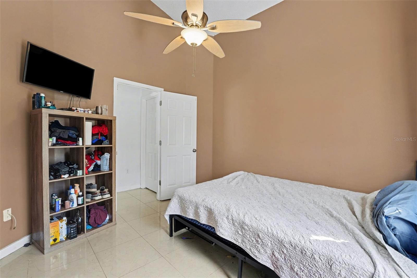 EAGLE POINTE - Residential