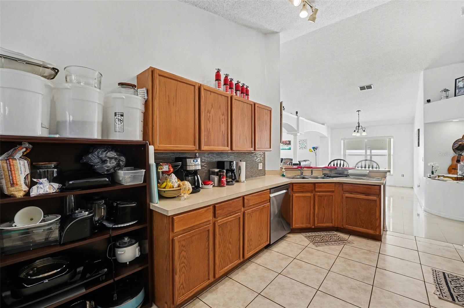 EAGLE POINTE - Residential